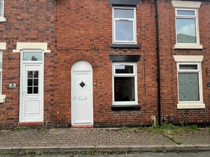 2 Bed Terraced House, Ford St, ST5