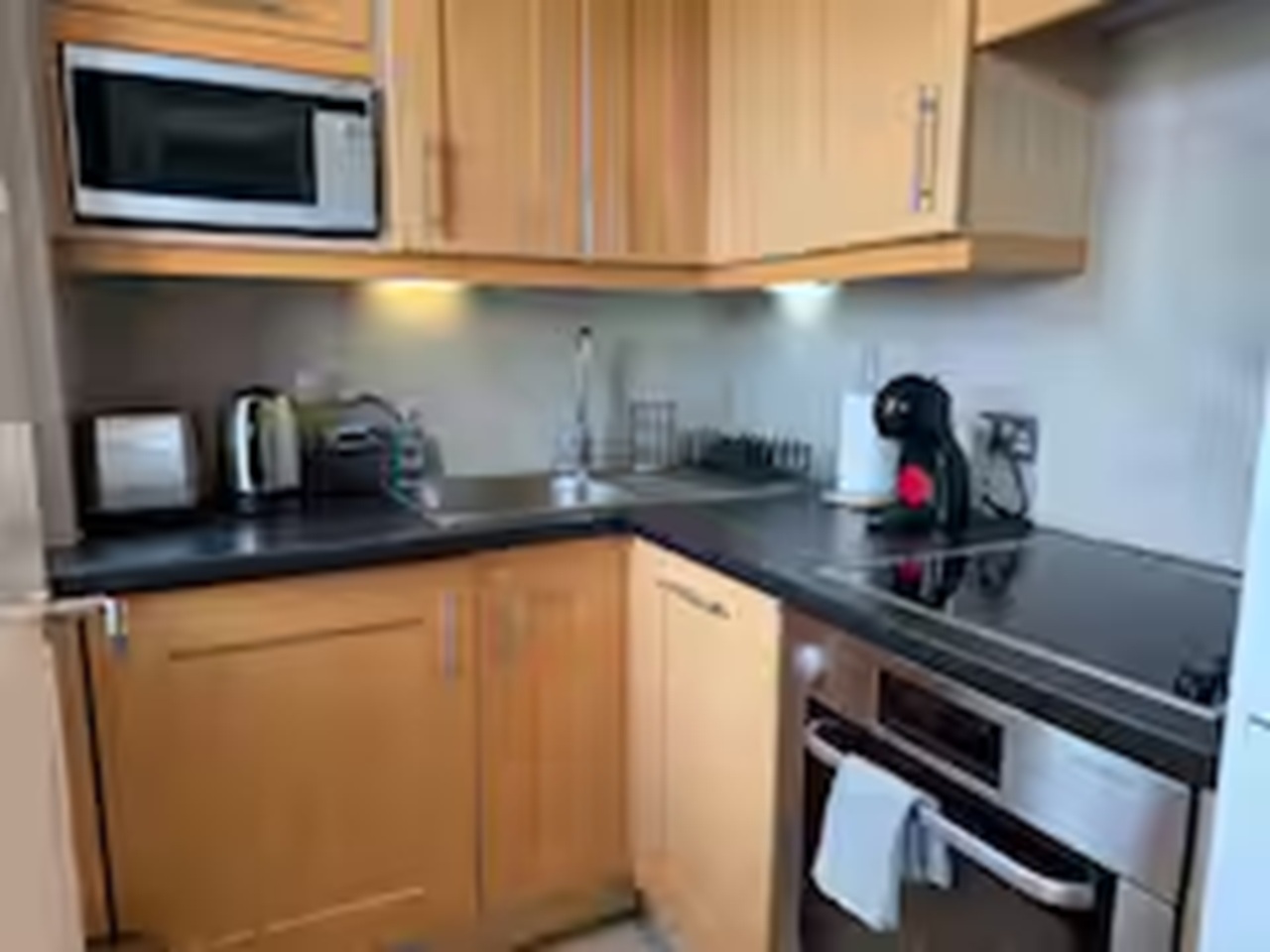 2 Bed Flat, Chelsea Cloisters, SW3