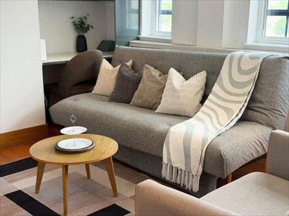 2 Bed Flat, Chelsea Cloisters, SW3