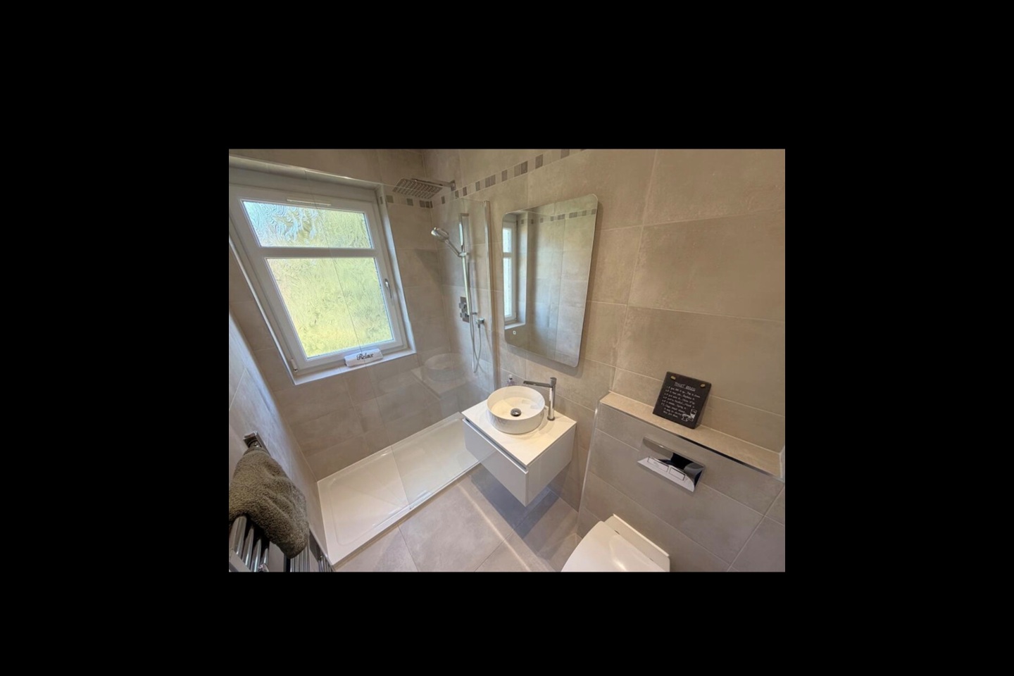 2 Bed Maisonette, Liberton St, G33 photo 3