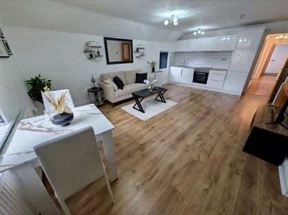 2 Bed Penthouse, West Didsbury, M20