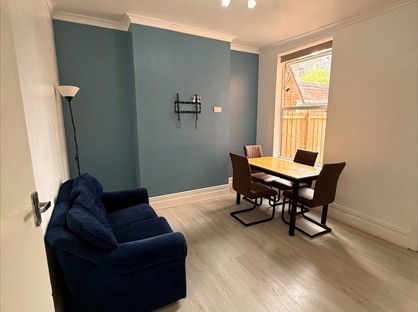 4 Bed Terraced House, Newland Avenue, HU5