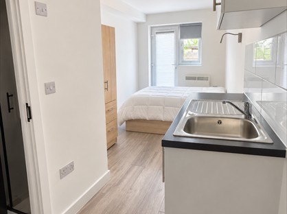 Studio Flat, Carmelite Road, HA3