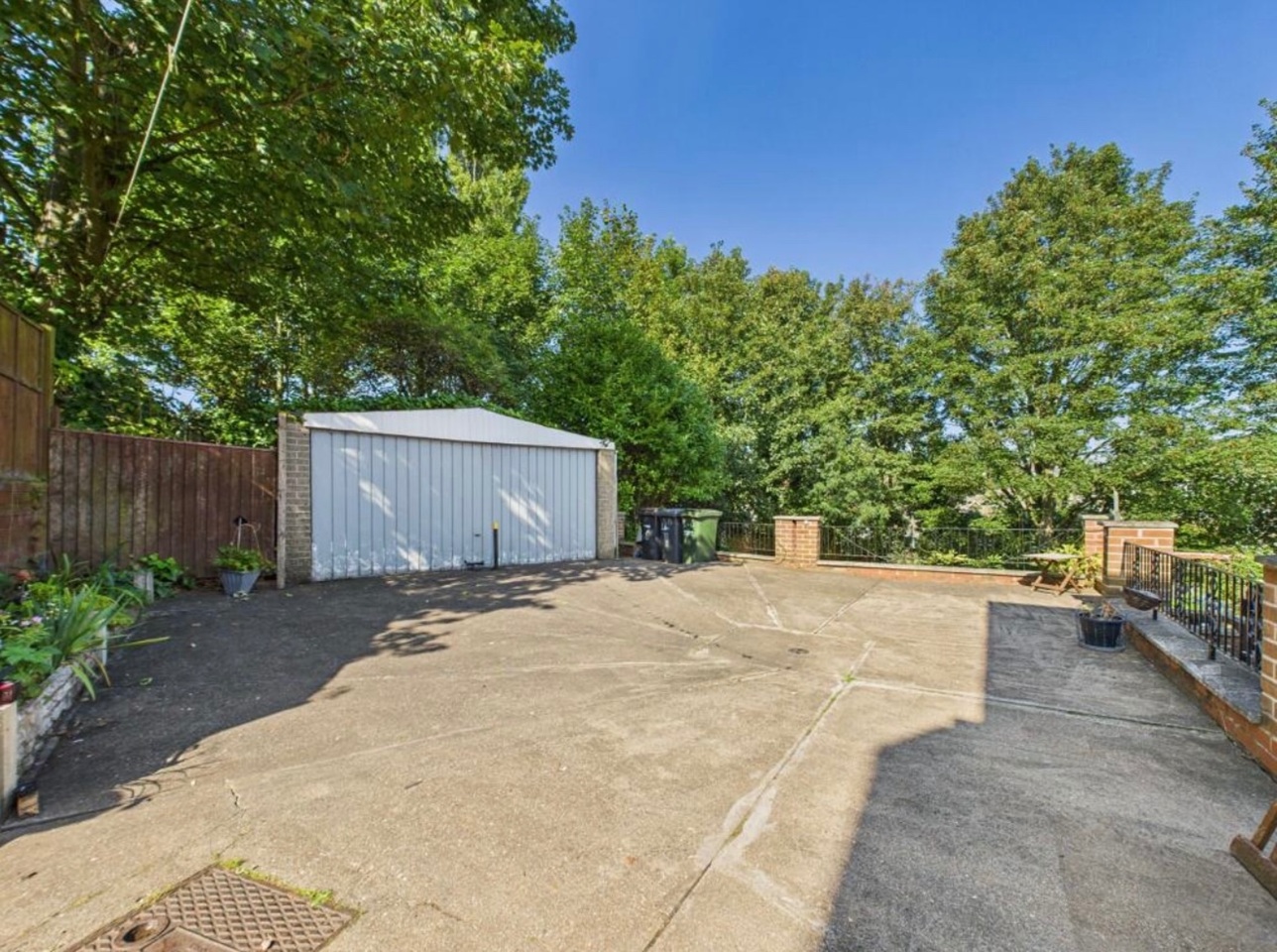 4 Bed Detached House, Palmer Crescent, NG4 photo 3