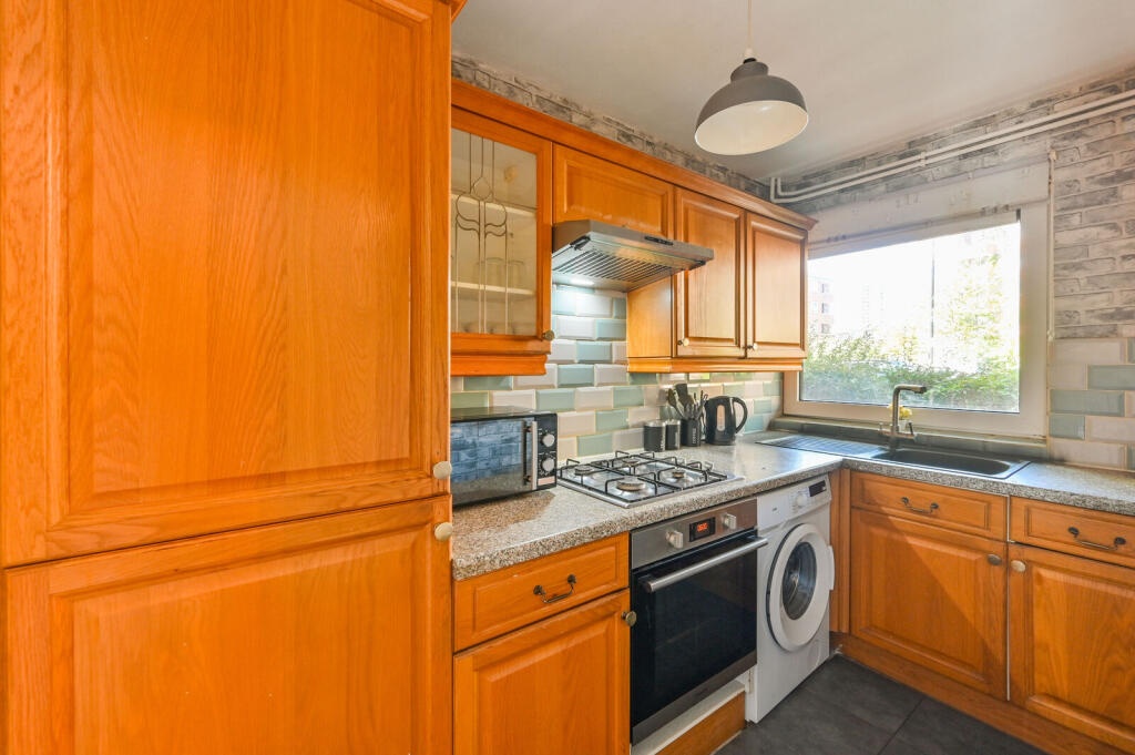 2 Bed Flat, Dale House, NW8 photo 2