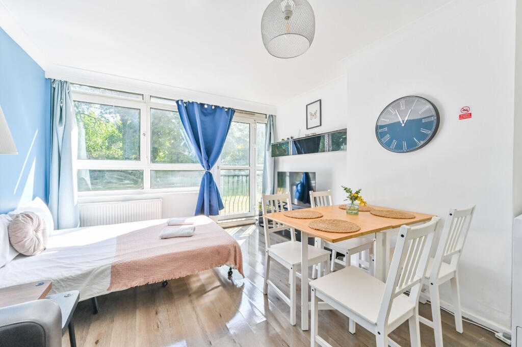 2 Bed Flat, Dale House, NW8 photo 4