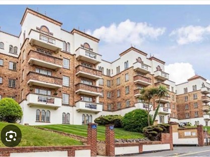 1 Bed Flat, San Remo Towers, BH5