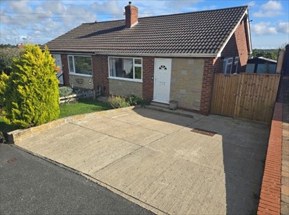 2 Bed Bungalow, Oak Wood Road, LS22