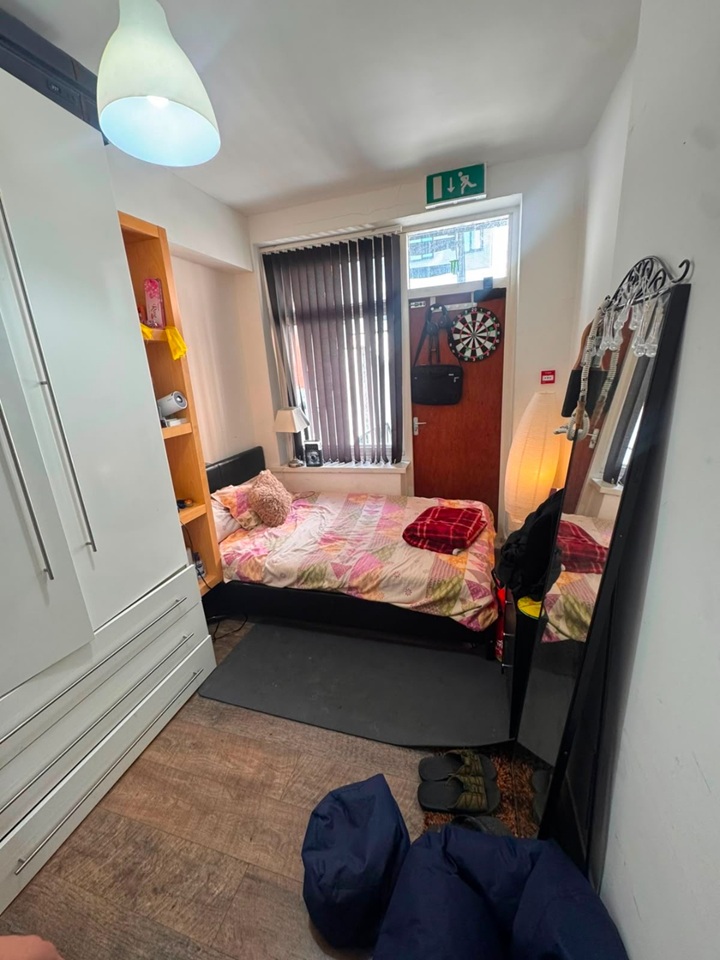 Room in a Shared Flat, Granby Buildings, LE1