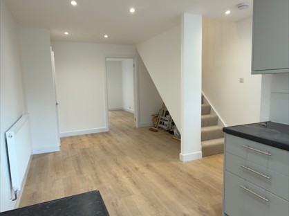 3 Bed Terraced House, Whitehall Road, UB8