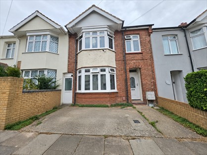 3 bed semi-detached house for rent in 3 Bed Semi-Detached House, Tudor Road, LU3