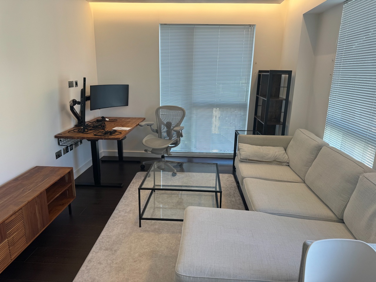 1 Bed Flat, Malthouse Road, SW11