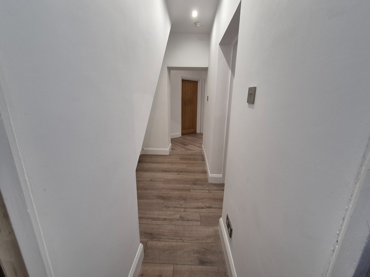 2 Bed Flat, Lower Cathedral Road, CF11 photo 2