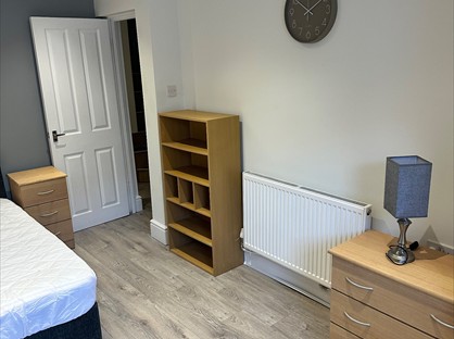 Room in a Shared House, Boardman St, M30