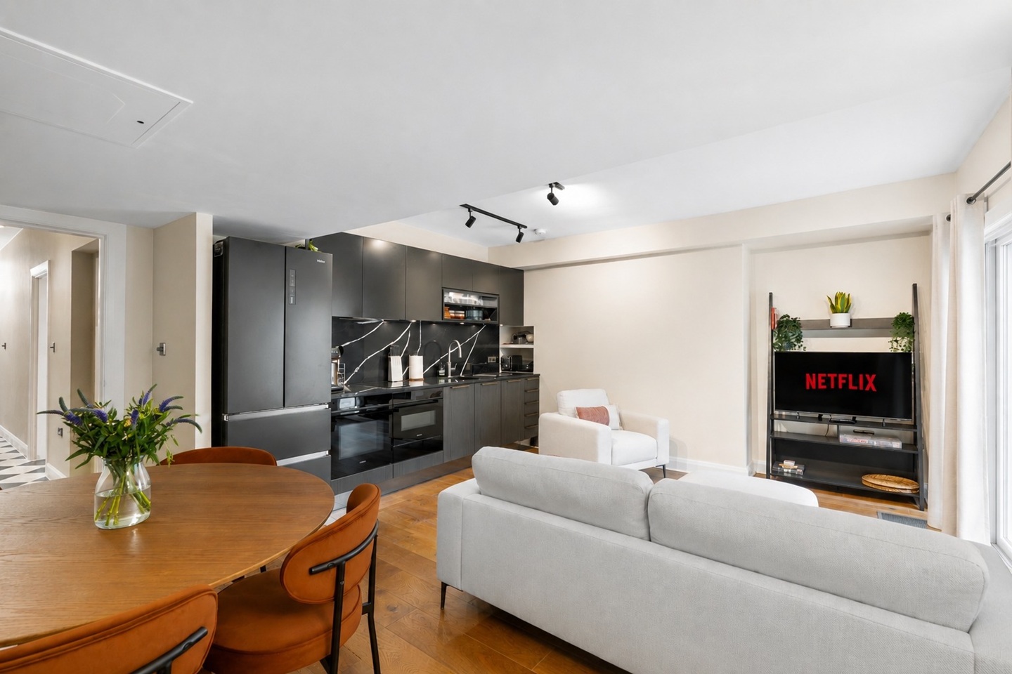 2 Bed Flat, Lansdowne Place, BN3