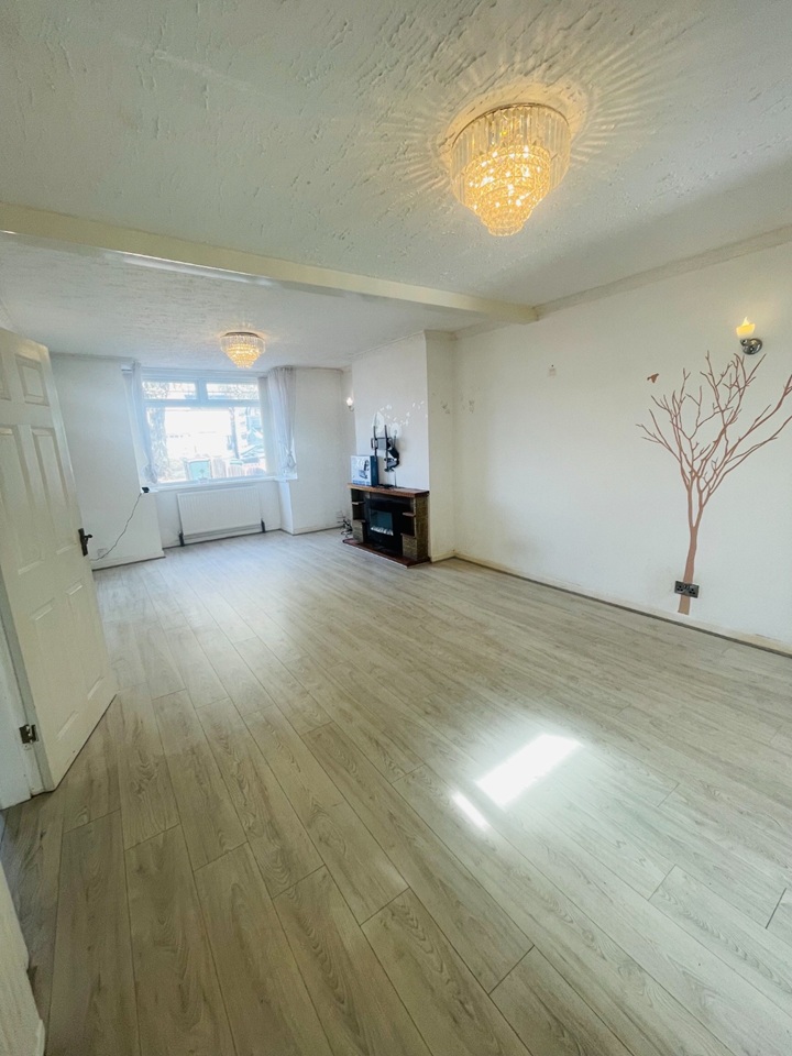 4 Bed Terraced House, Ansty Road, CV2