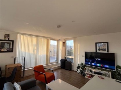 Room in a Shared Flat, Cording Street, E14
