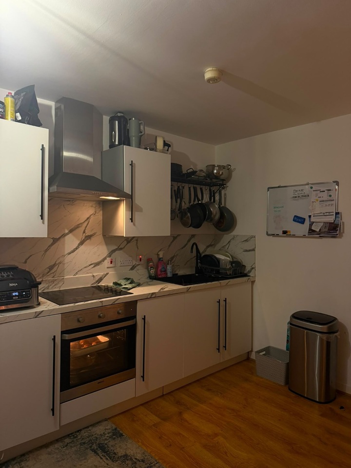 2 Bed Flat, Irwell Building, M5 photo 2