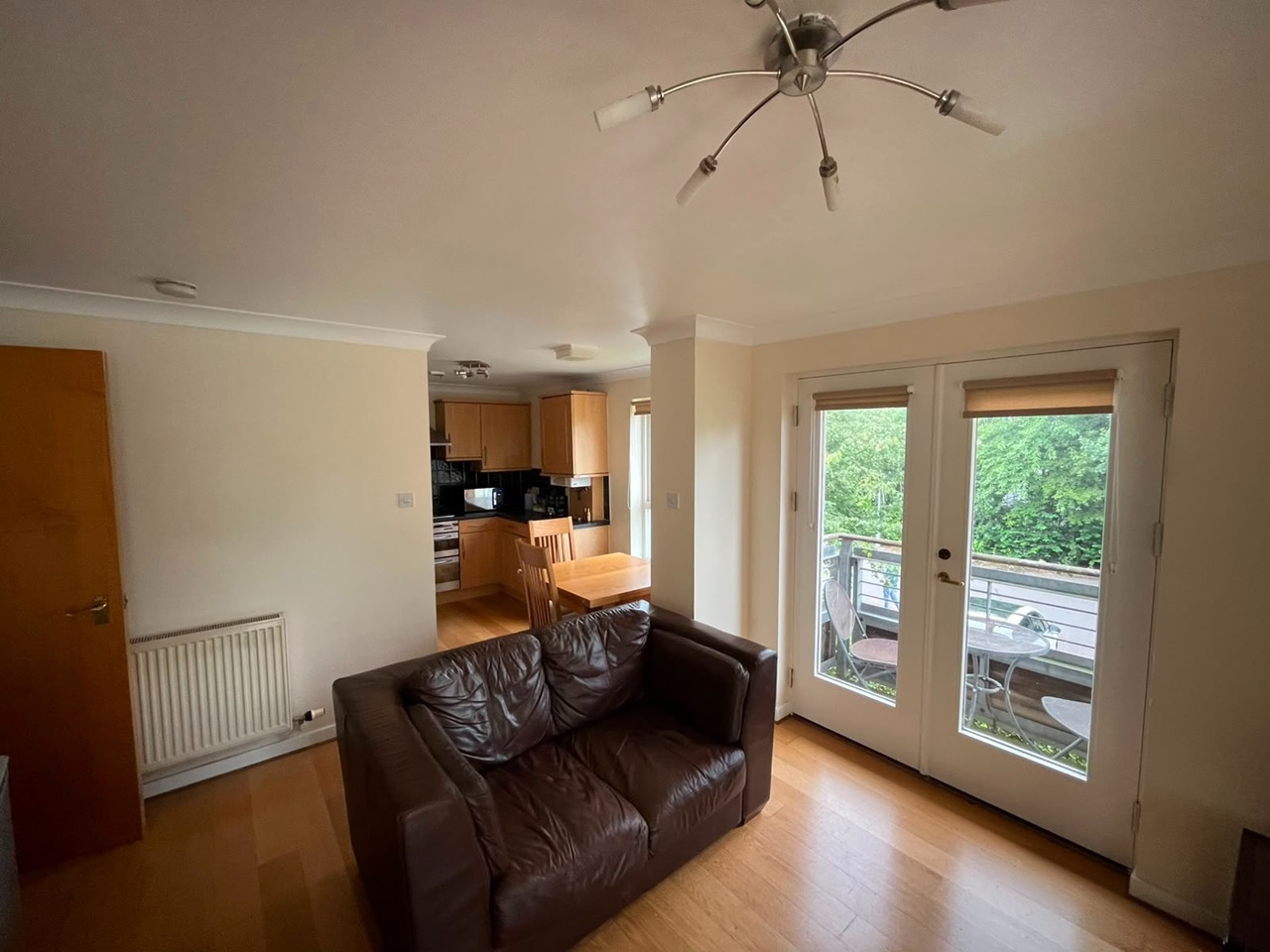 2 Bed Flat, Strathblane Gardens, G13 photo 3