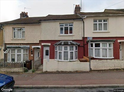 3 Bed Terraced House, Rochester St, ME4