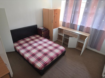 Room in a Shared House, Darwell Close, E6