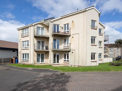 2 Bed Flat, Harbour Point, KA21
