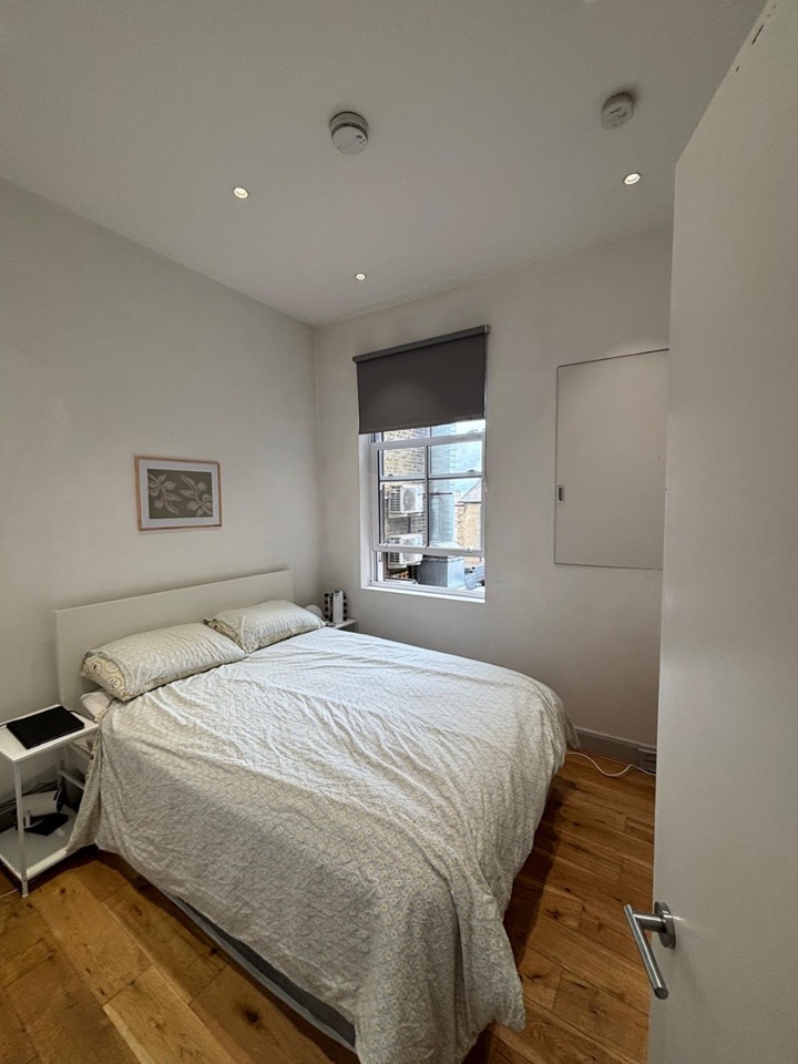 1 Bed Flat, Dorothy Road, SW11 photo 4