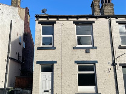 2 Bed Terraced House, Edward Street Liversedge, WF15