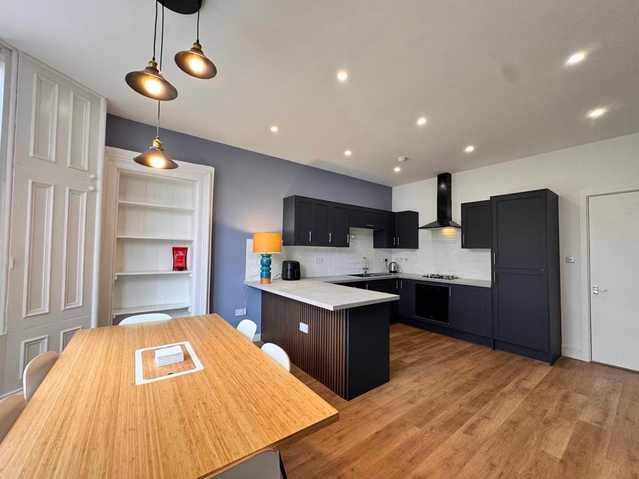 6 Bed Flat, Albert Road, G42 photo 3