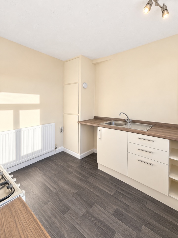 1 Bed Flat, Holbrook Lane, CV6