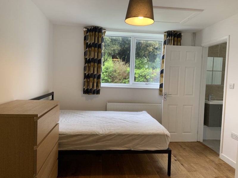 Room in a Shared House, Hills Avenue, CB1