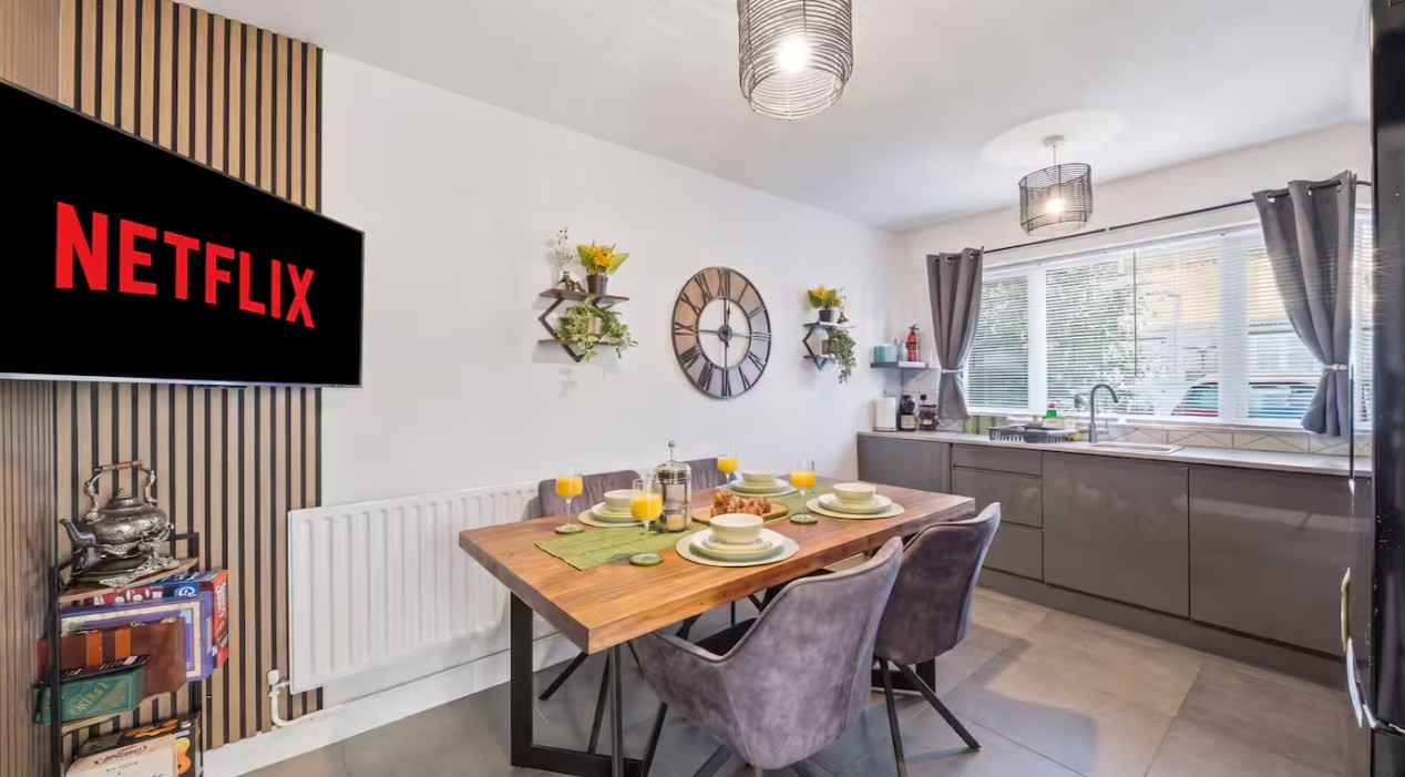 2 Bed Flat, Ednaston Road, NG7 photo 5