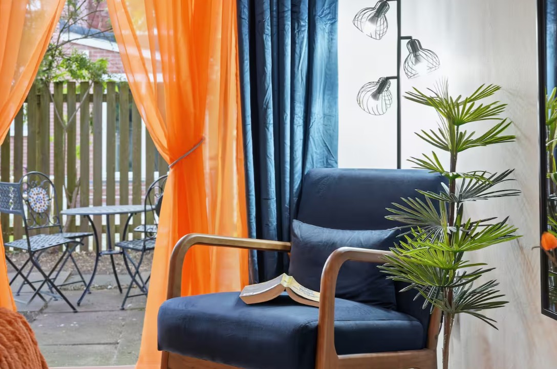2 Bed Flat, Ednaston Road, NG7 photo 4