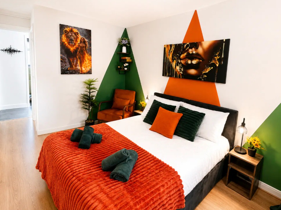 2 Bed Flat, Ednaston Road, NG7 photo 3
