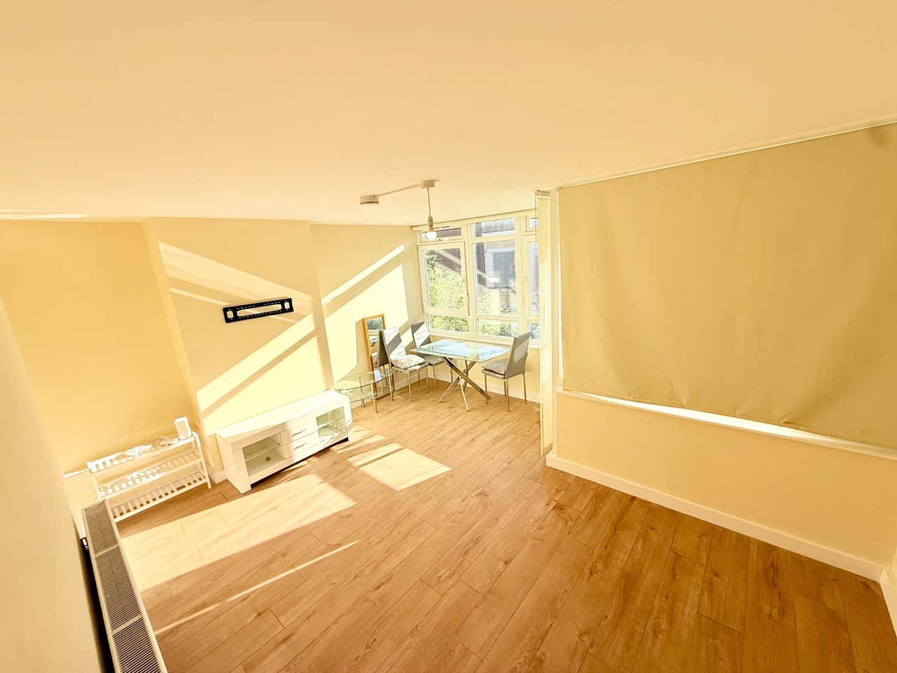 3 Bed Flat, St James's Crescent, SW9 photo 2
