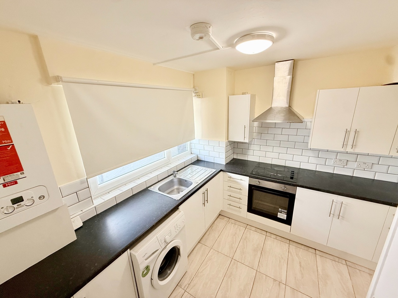 3 Bed Flat, St James's Crescent, SW9 photo 4