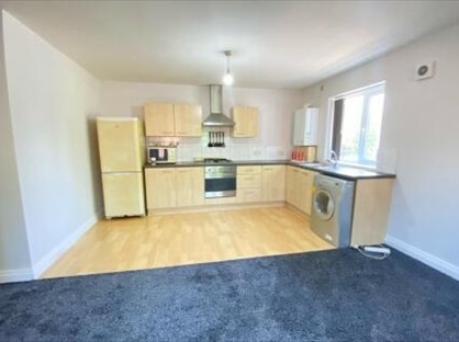 2 Bed Flat, Islands, M30