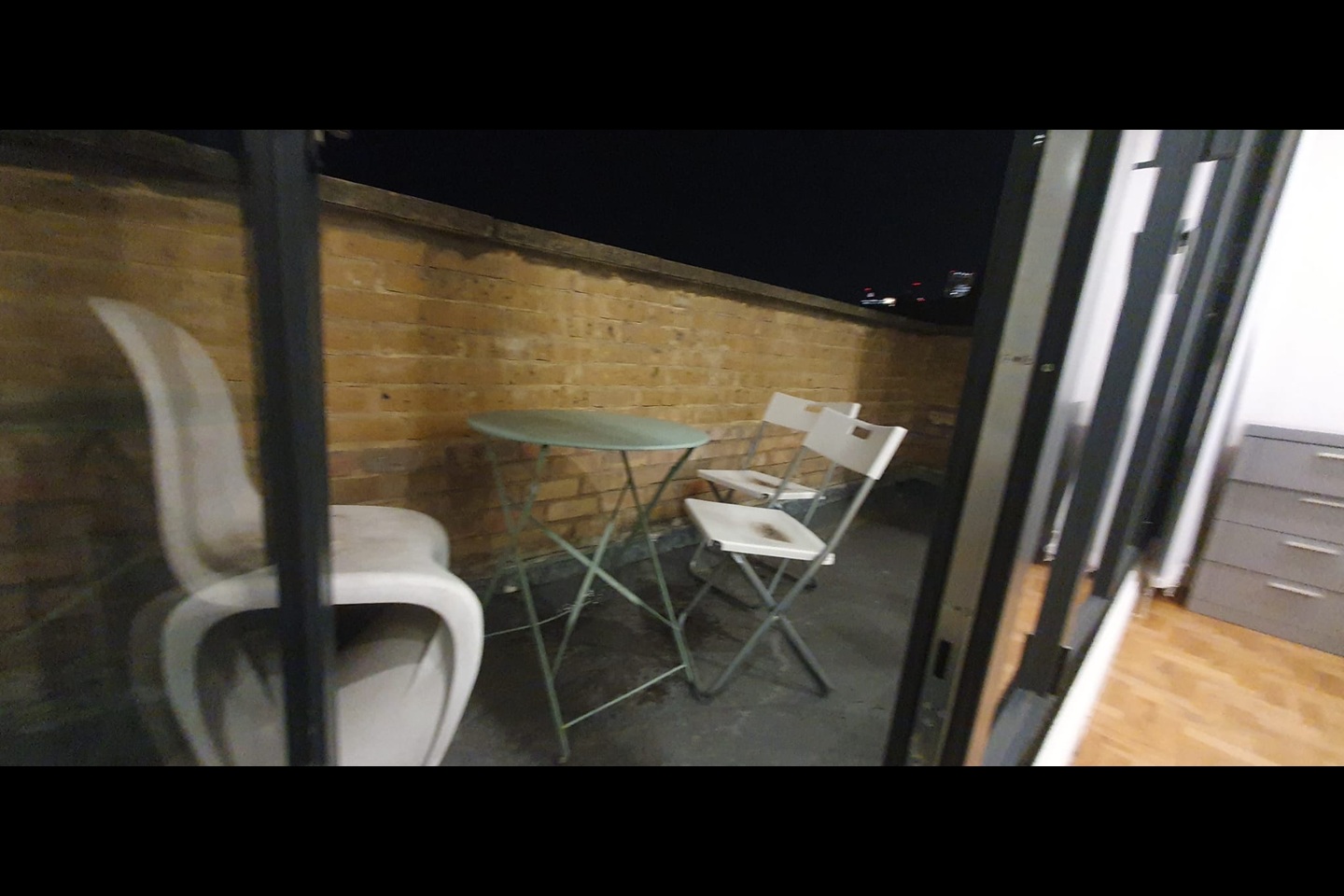 Room in a Shared House, Granby Street, E2 photo 2