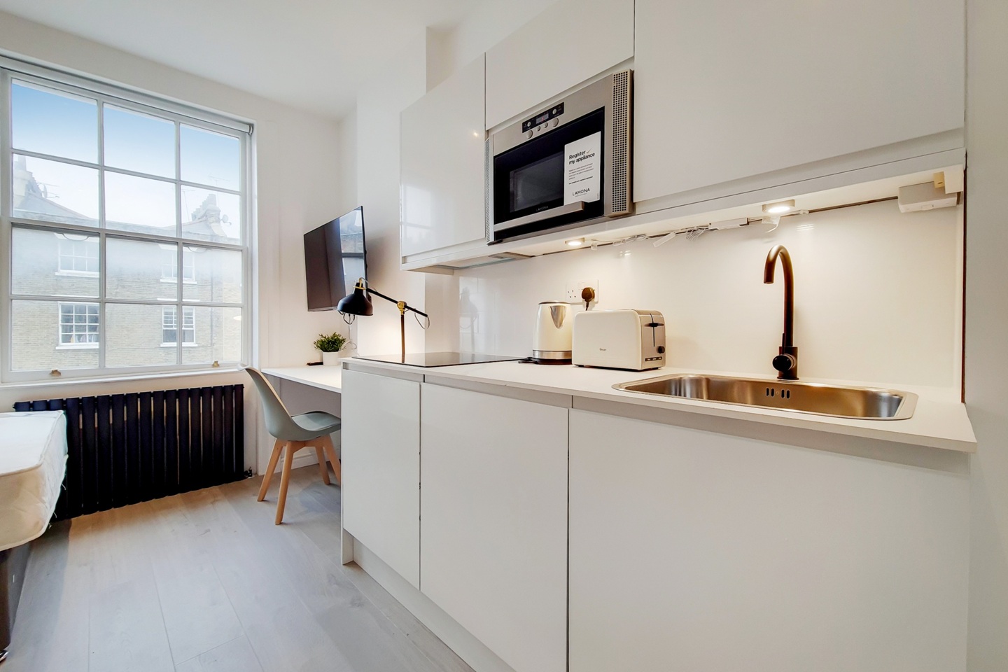 Studio Flat, Gloucester Place, NW1