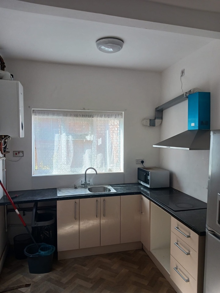 3 Bed Terraced House, Tennyson St, LE2