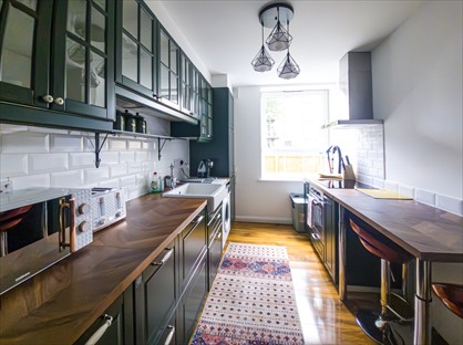 4 bed flat/apartment for rent in Islington