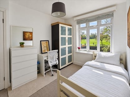 Room in a Shared House, Kingsway, HA9