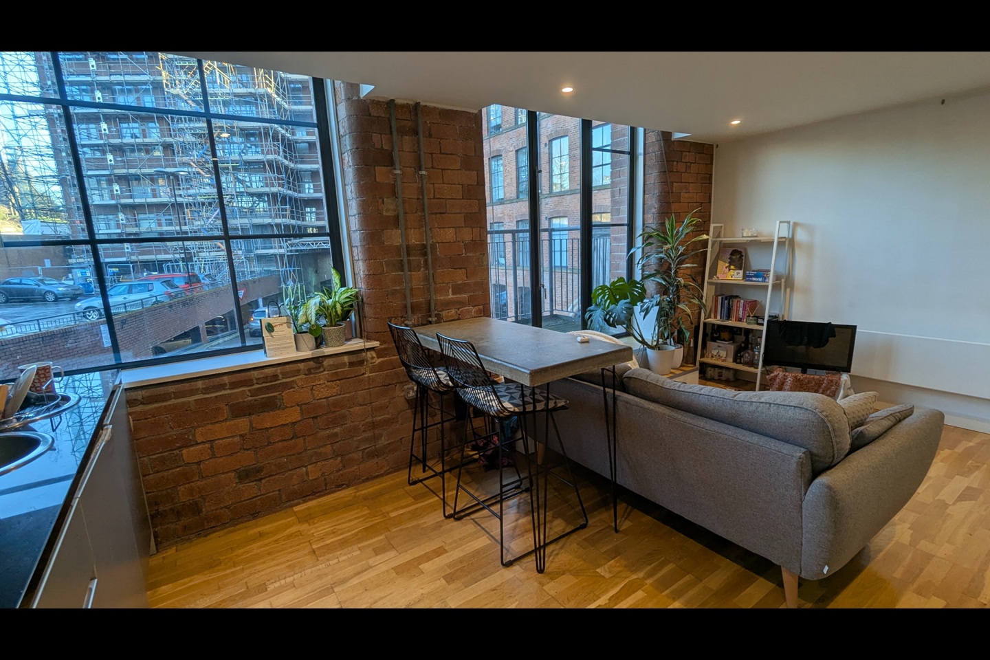 1 Bed Flat, Neptune Street, LS9 photo 3