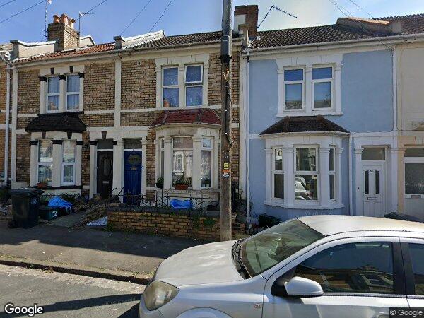 2 Bed Terraced House, Neath Road, BS5 photo 2