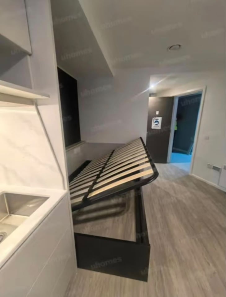 Room in a Shared House, Sibbald Walk, EH8