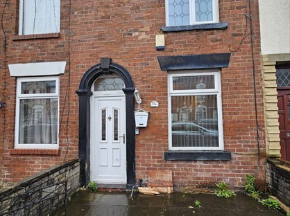 2 Bed Terraced House, Roundthorn Road, OL4