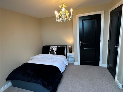 4 bed room for rent in Room in a Shared House, Hilton Close, MK42