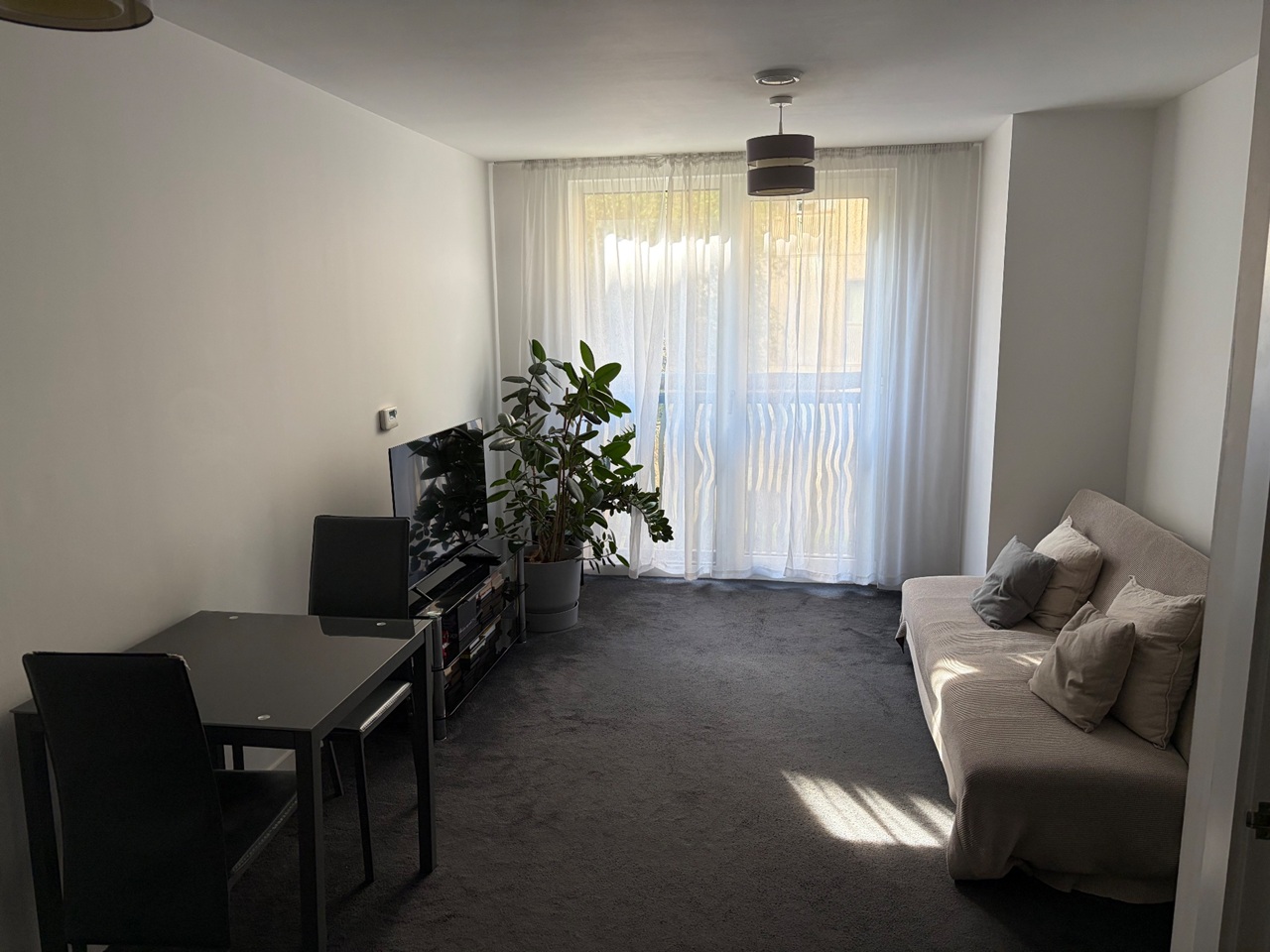 1 Bed Flat, Woods House, SW1W