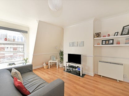 1 Bed Flat, Topsfield Parade, N8