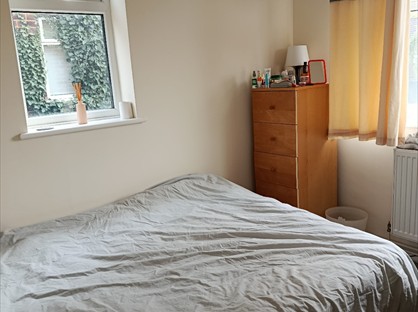 Room in a Shared Flat, Howard Close, CB5